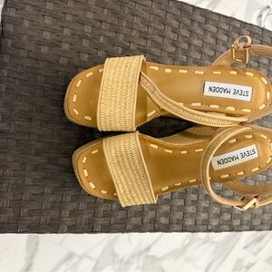 Steve Madden Women's Tan Sandals